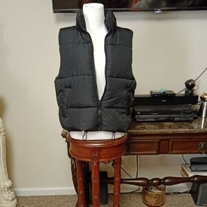 No Boundaries Black Puffer Vest